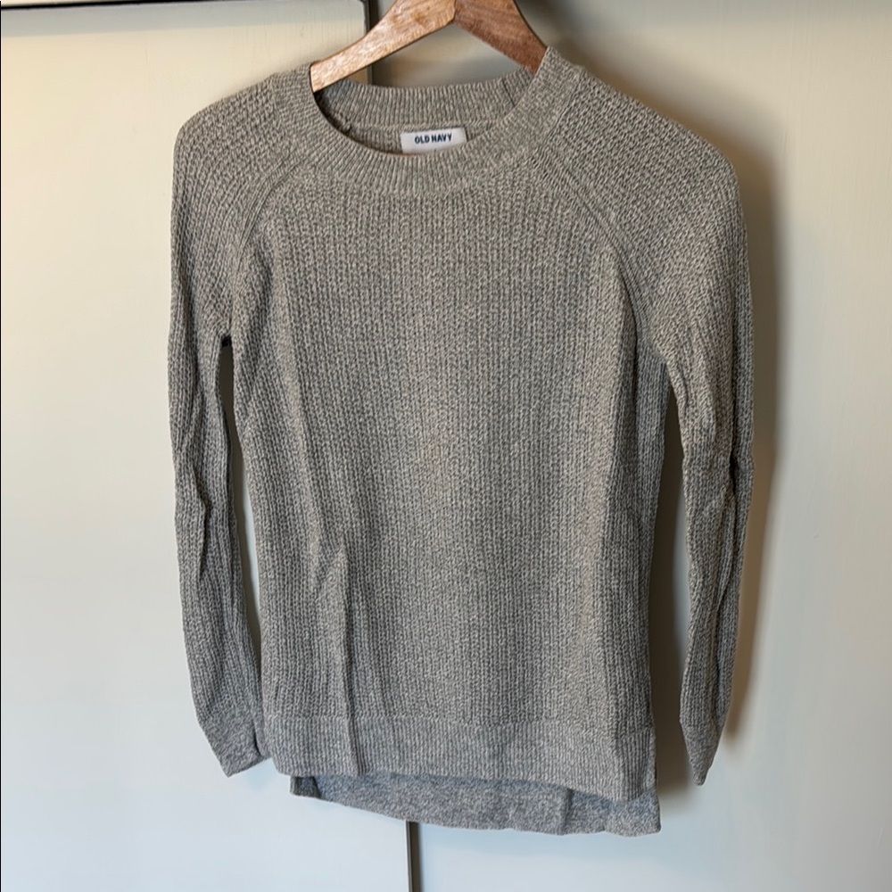 Old Navy Gray Sweater